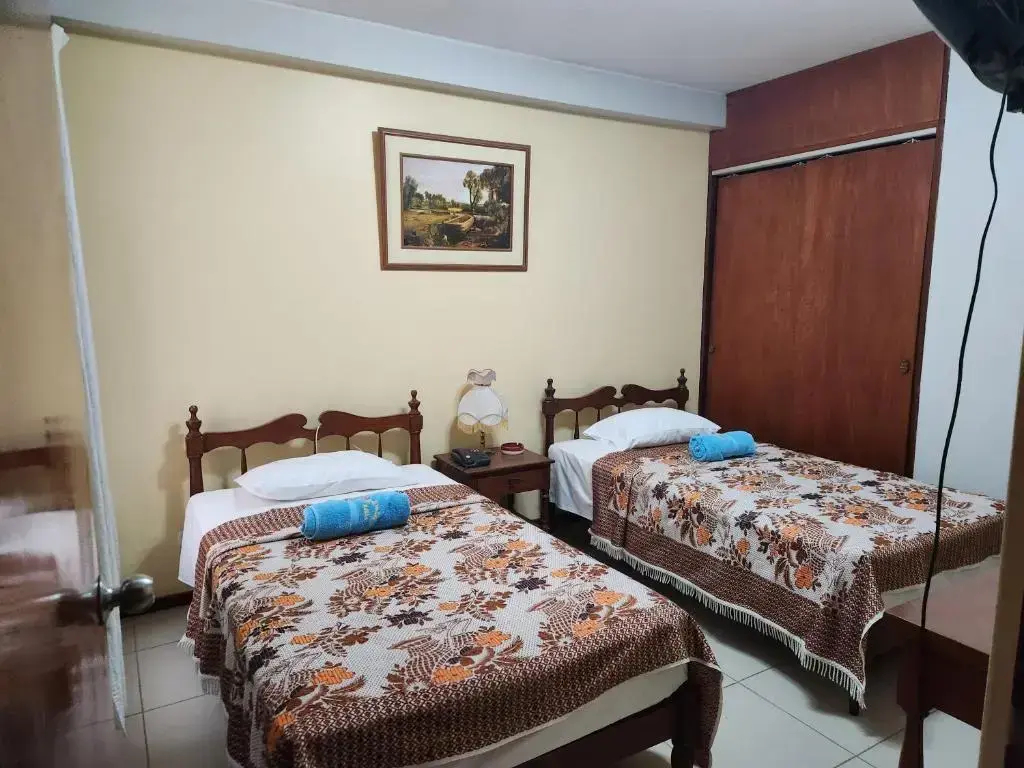 Hotel Las Lineas - фото 12
