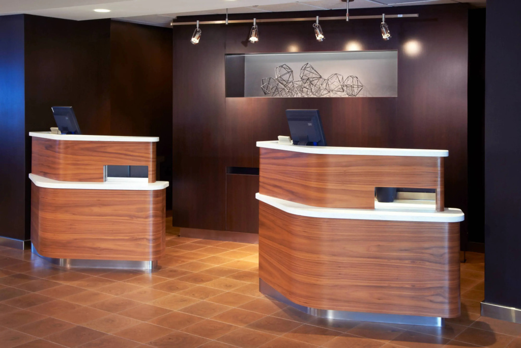 Lobby & Reception
