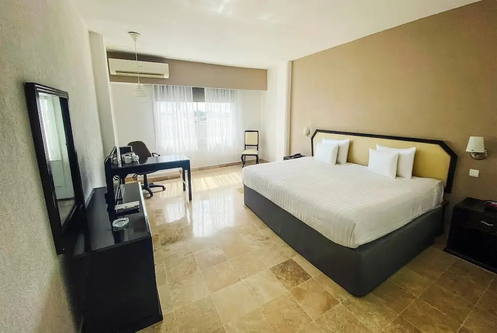 Double Junior Suite (full double bed)