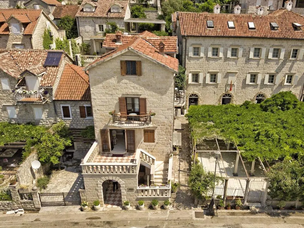 Apartments Admiral