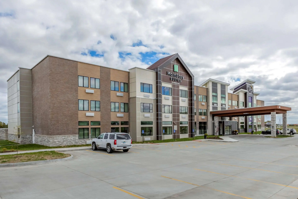 Mainstay Suites Waukeewest Des Moines