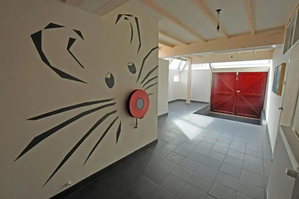 Deluxe Studio