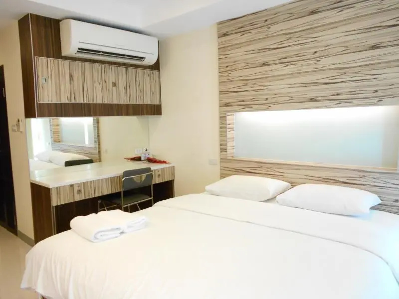Standard Double room (full double bed)