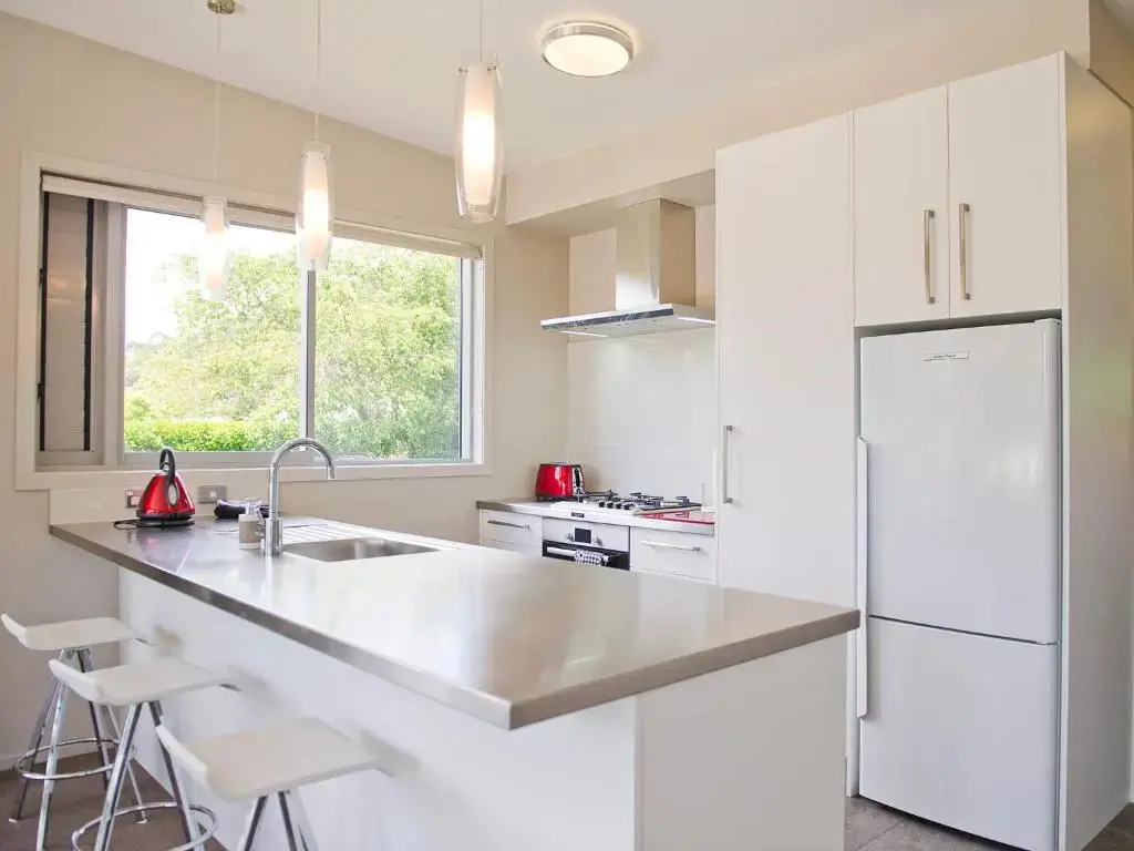 3 Bedrooms Cottage beachfront