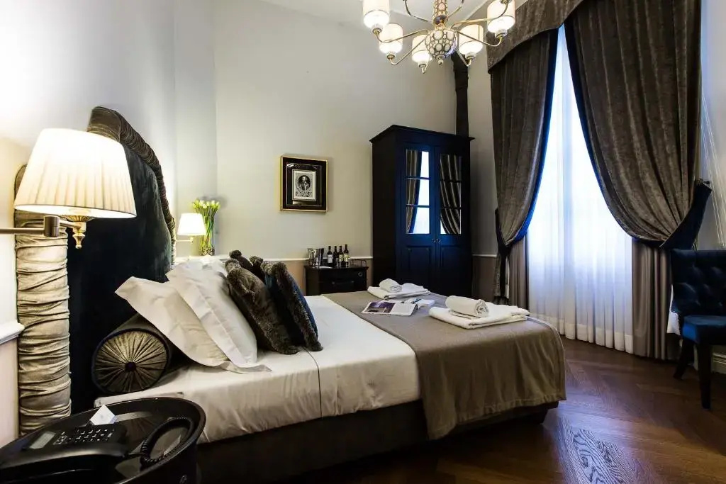 Superior Double room (full double bed)