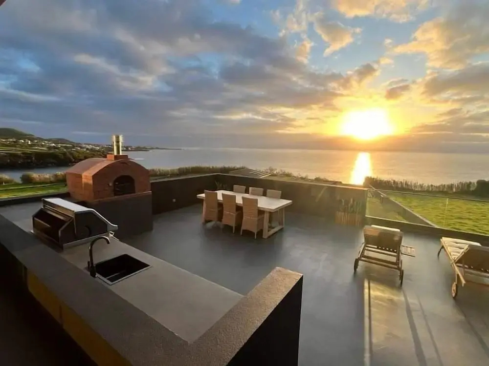 Xhale Azores
