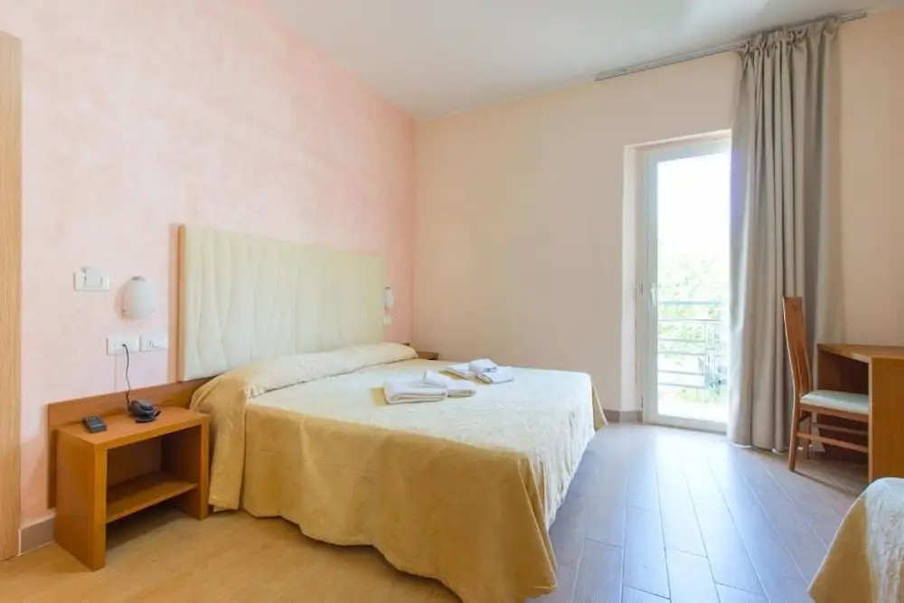 Classic Triple room