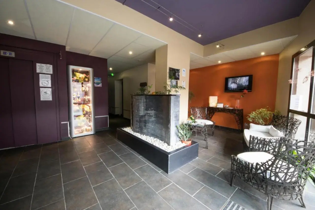 Hotel photo 12