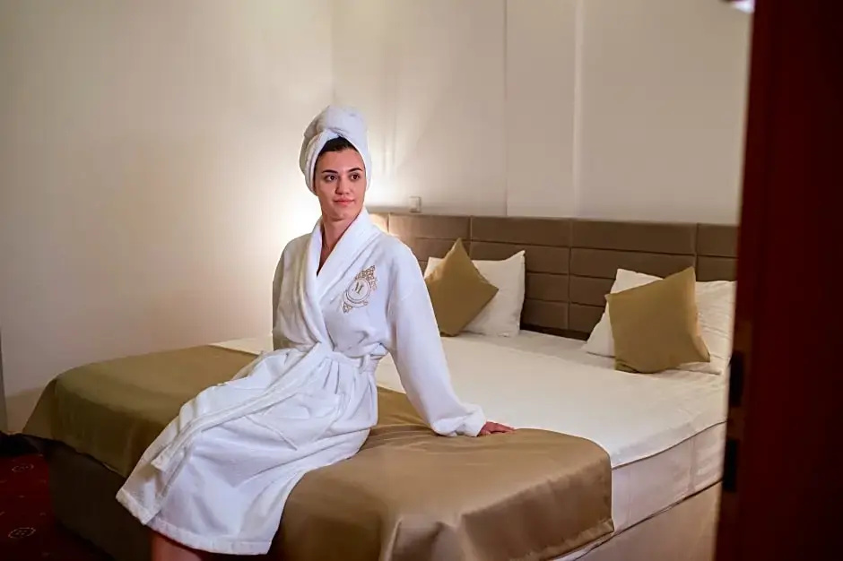 Queen Vera Hotel - Chambres