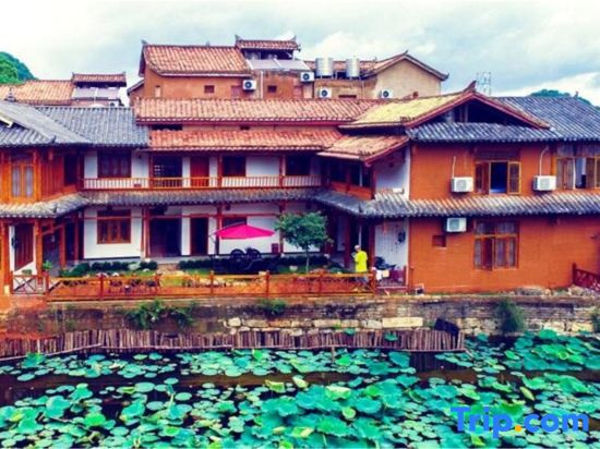 Puzhehei Xiaochou Homestay