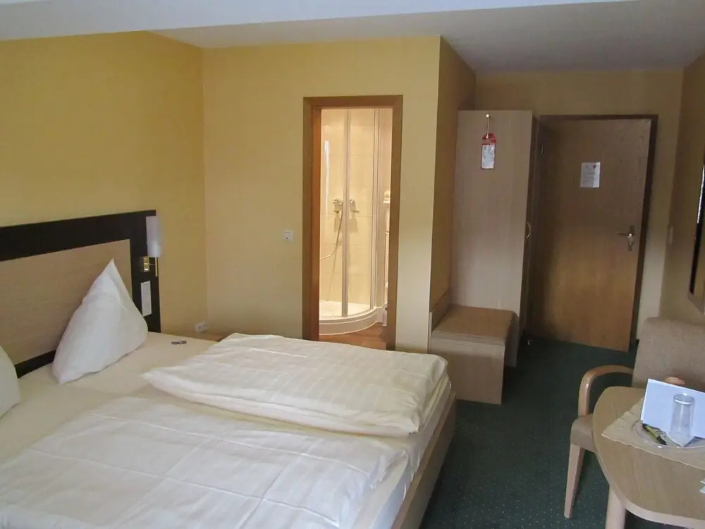 Comfort room