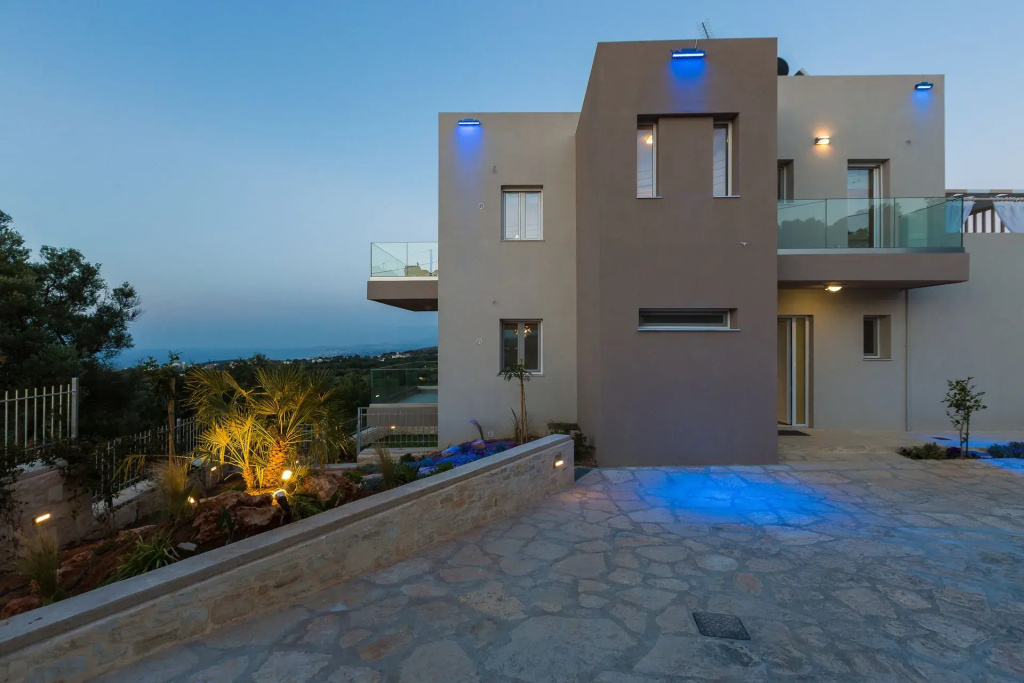 Vigla Suites