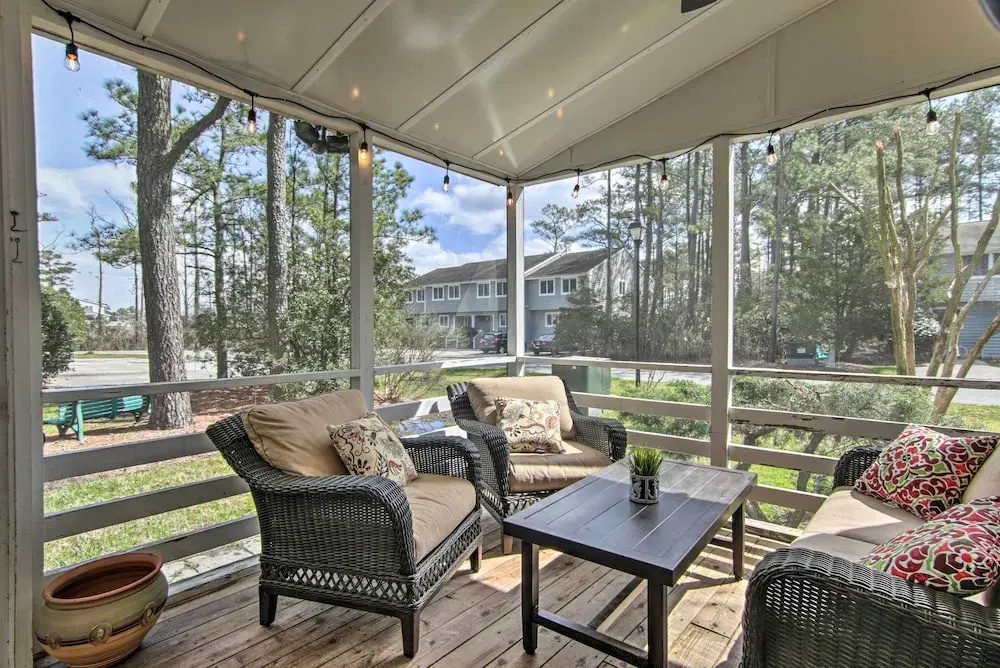 Cozy Family Townhome: 1 Mi to Bethanys Boardwalk