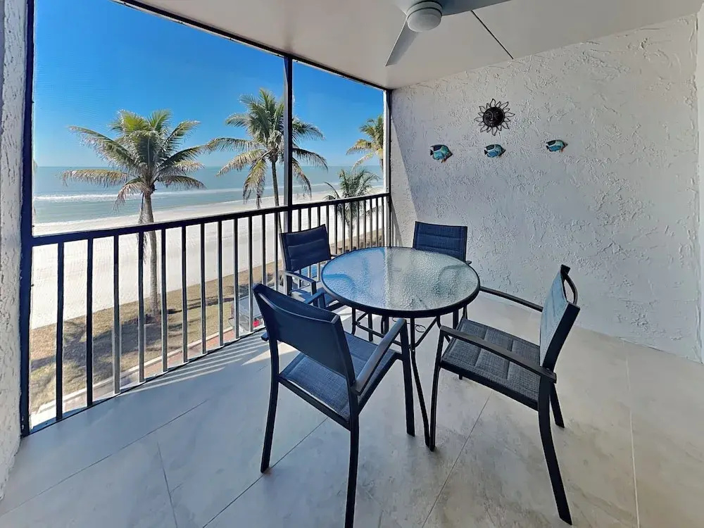 Seaside 2 by Distinctive Beach Rentals