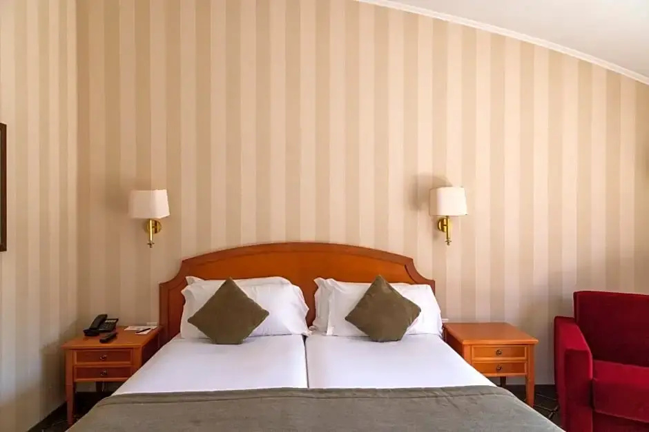 Hotel De La Paix - Chambres