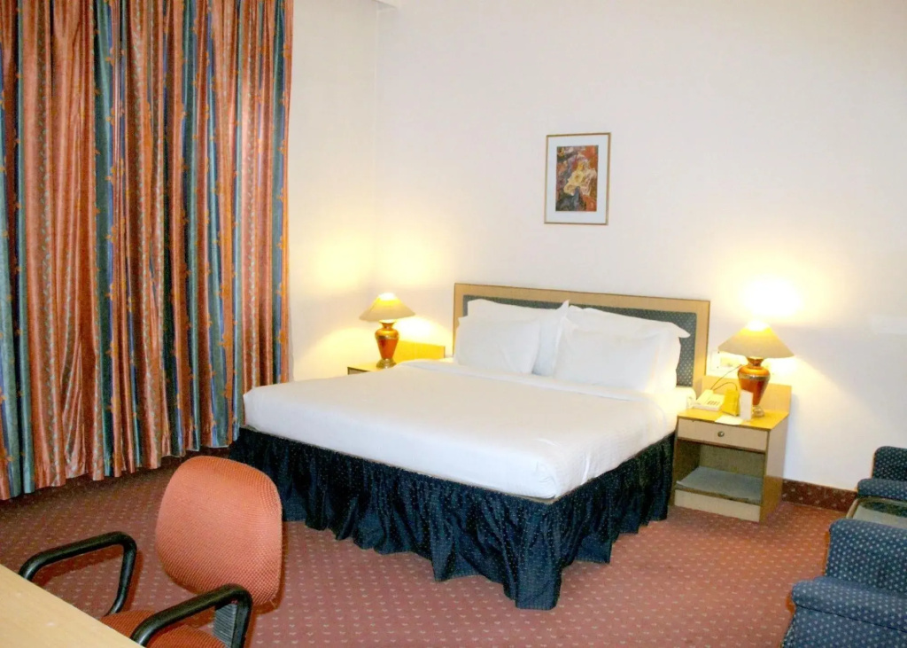 Grand Continental Hotel: фото 2