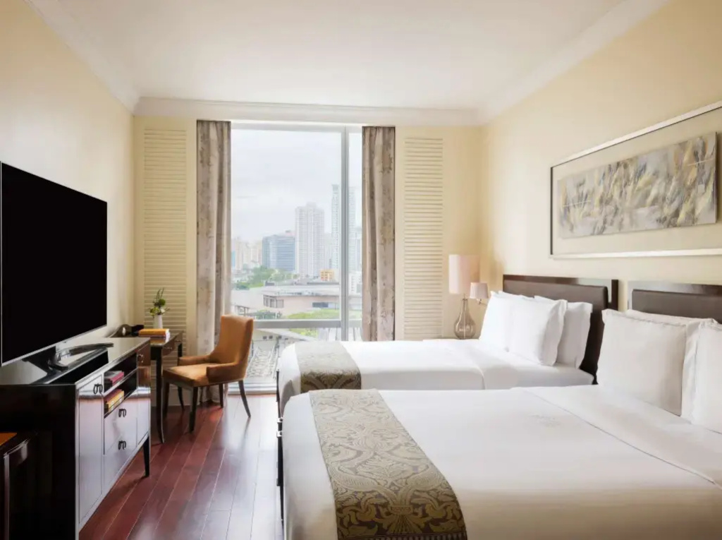 Quadruple Suite