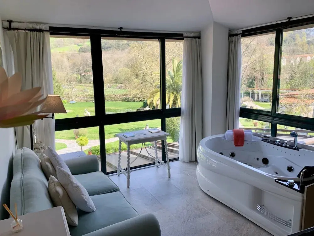Premium Suite