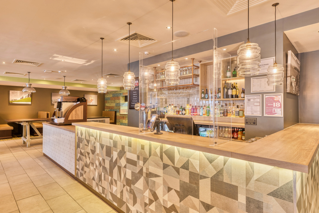 Food & Beverage