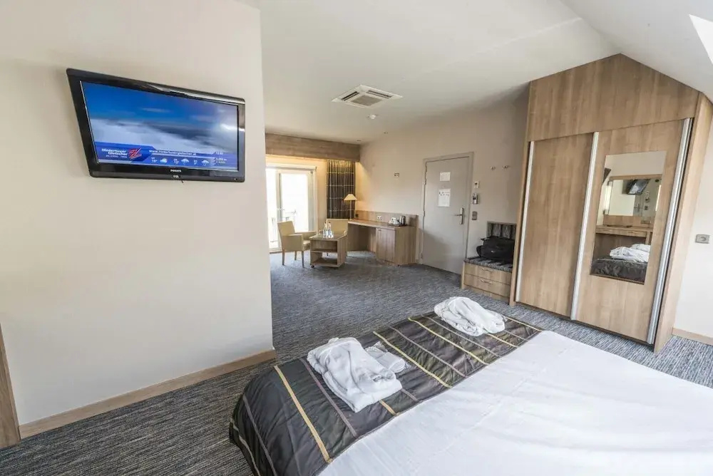Executive Suite with balcony