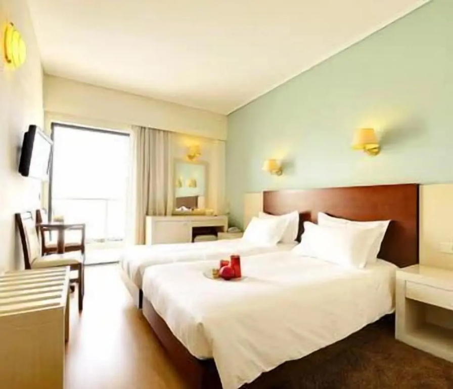 Superior Double room with balcony and with sea view (full double bed)