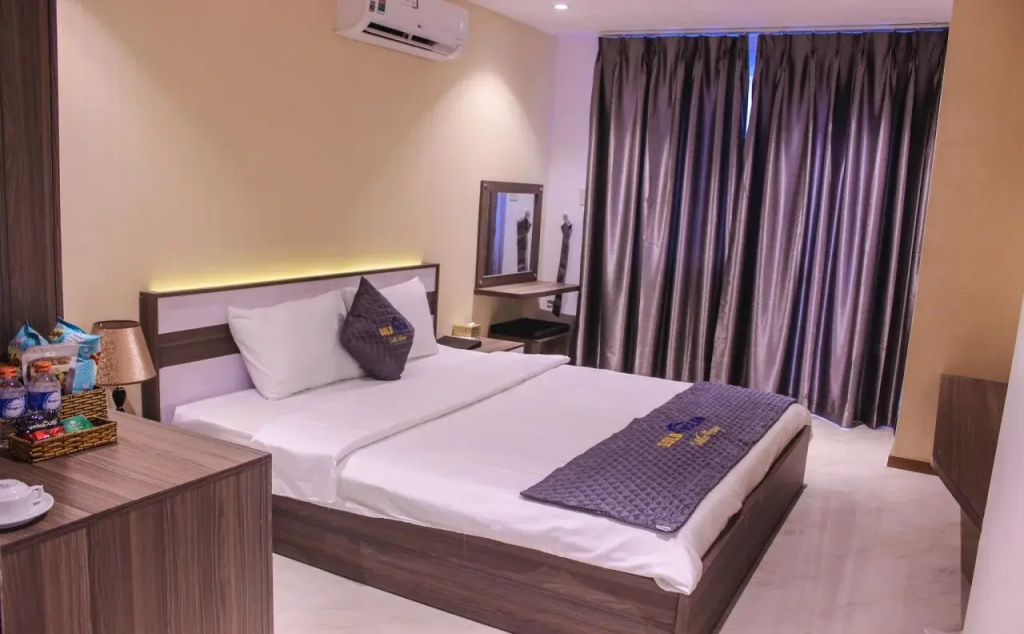 Bedroom