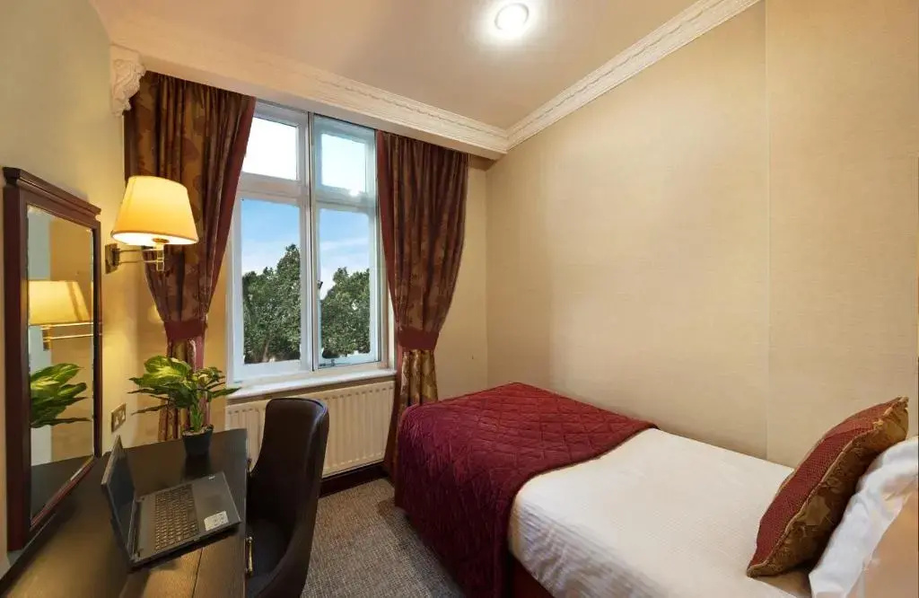 Rochester Hotel by Blue Orchid - Chambres