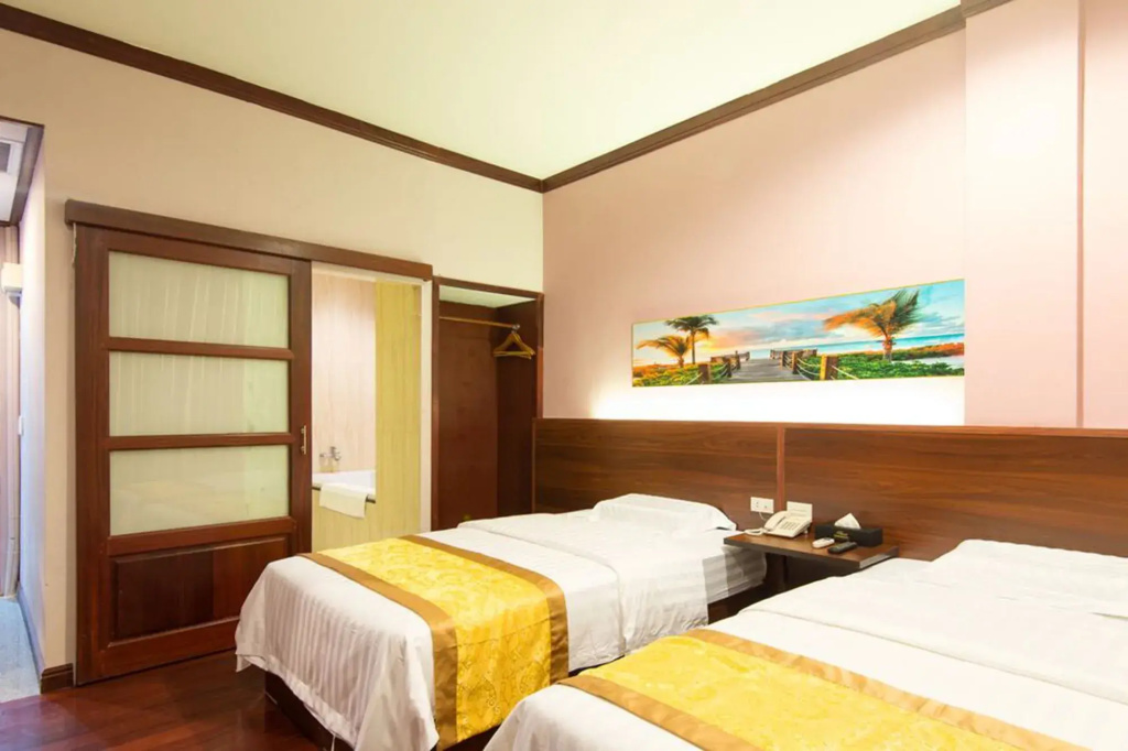 Hotel photo 8