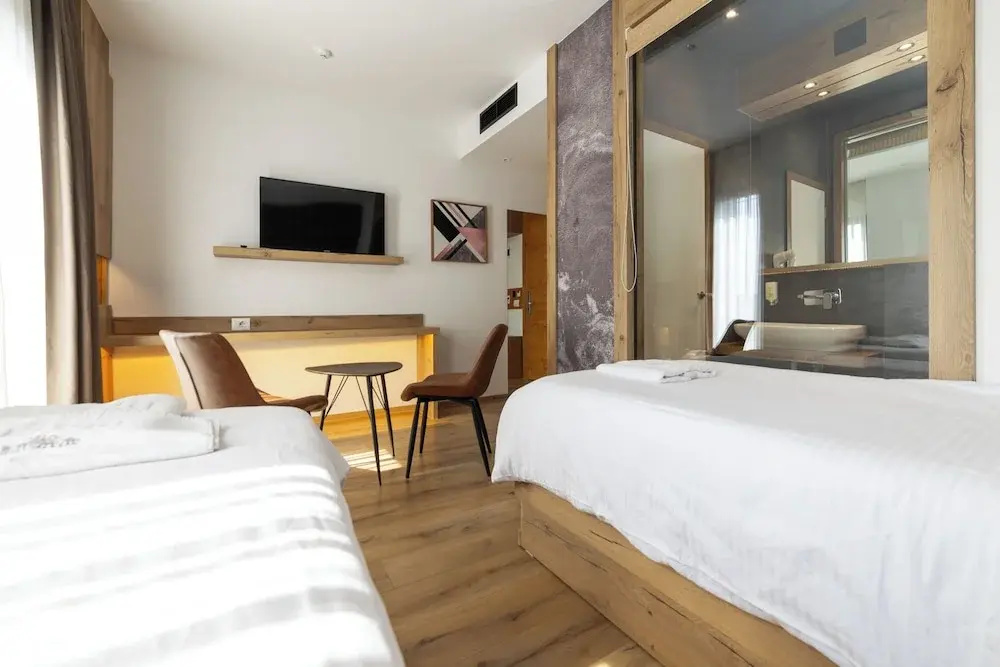 Comfort Double room with balcony (twin beds)