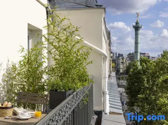 Le Petit Beaumarchais Hotel & Spa 66