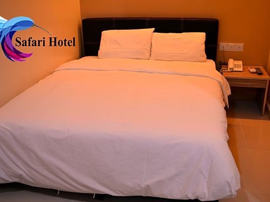 Safari Hotel