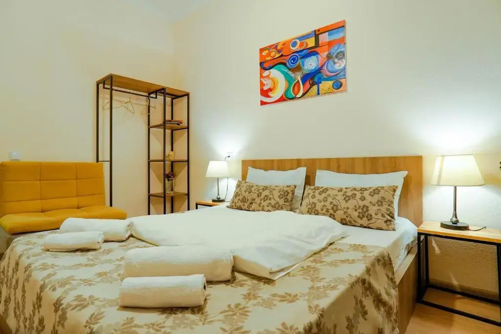 Standard Double room (full double bed)