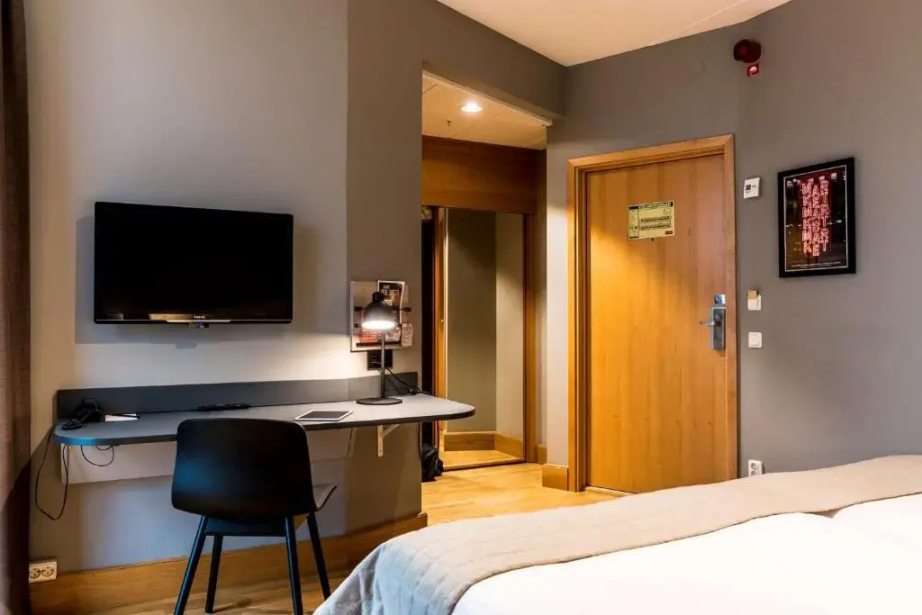 Standard Single room with city view