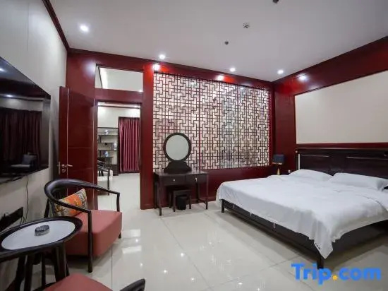 Deluxe Suite