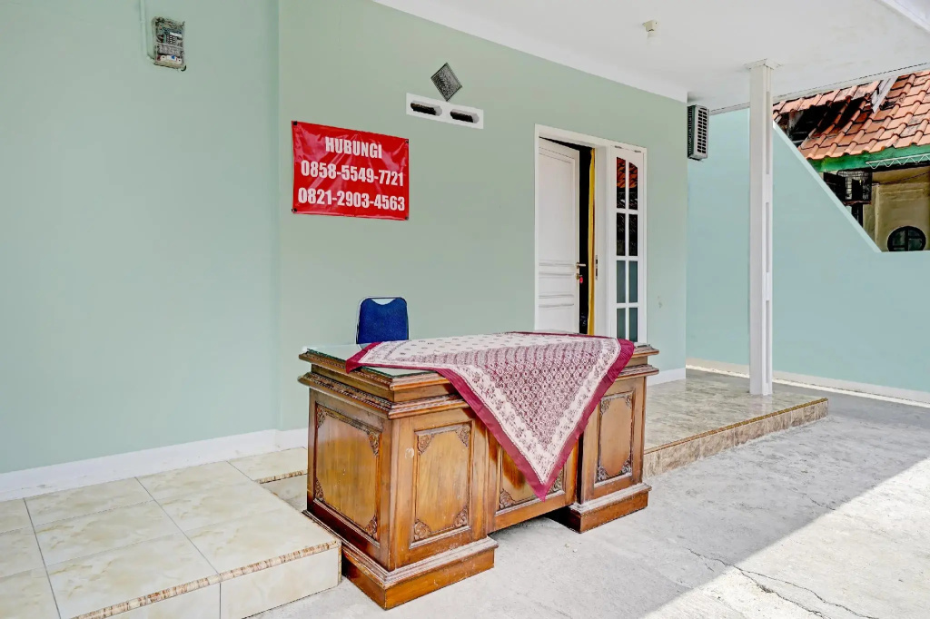 Dewi Guest House Syariah by Oyo