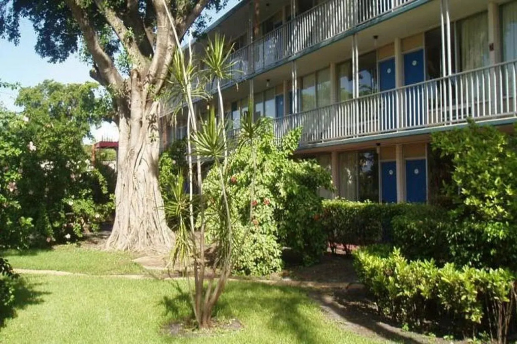 Red Carpet Inn Airport and Cruise Port Hotel Fort Lauderdale