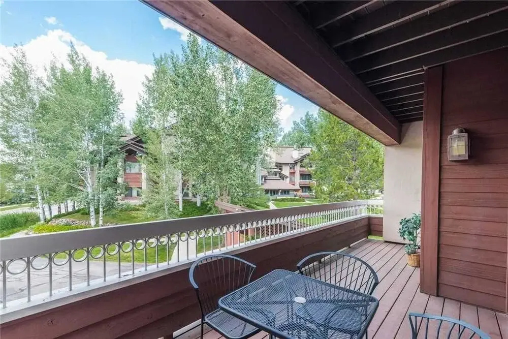 Tl2107 Excellent Amenities and Location! Winter Specials!