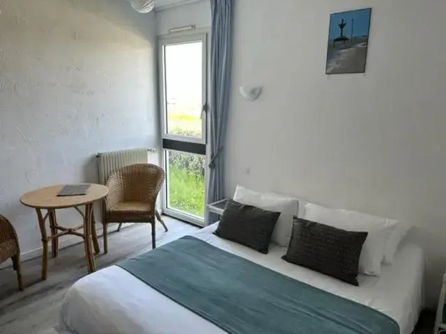 Standard Double room (full double bed)