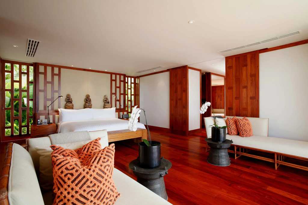 9 Bedroom Villa