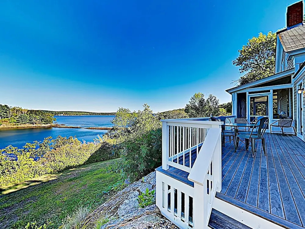 New Listing! Waterfront W/ Stunning Views 4 Bedroom Home