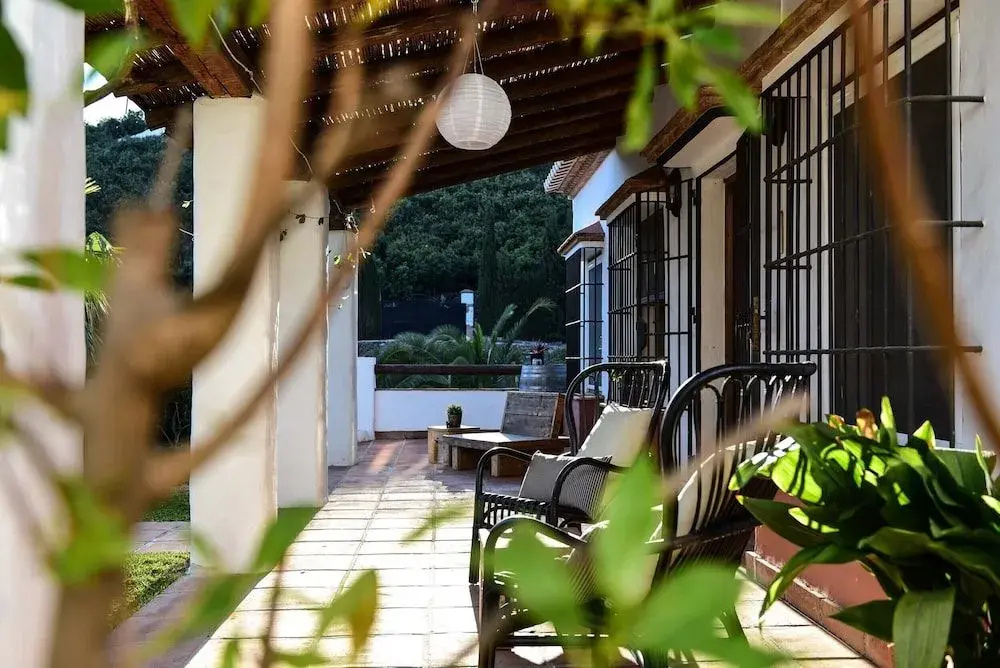1144 Villa la Perla