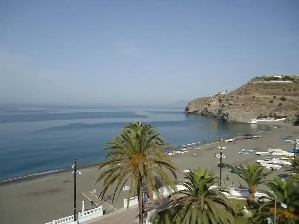 Beach & Waterfront
