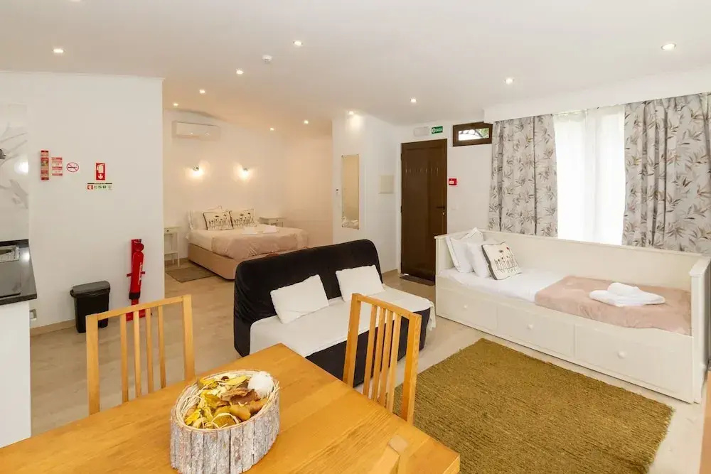 1 Bedroom Quadruple Apartment