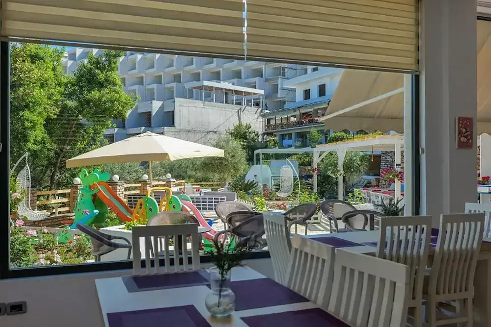 Hotel photo 13
