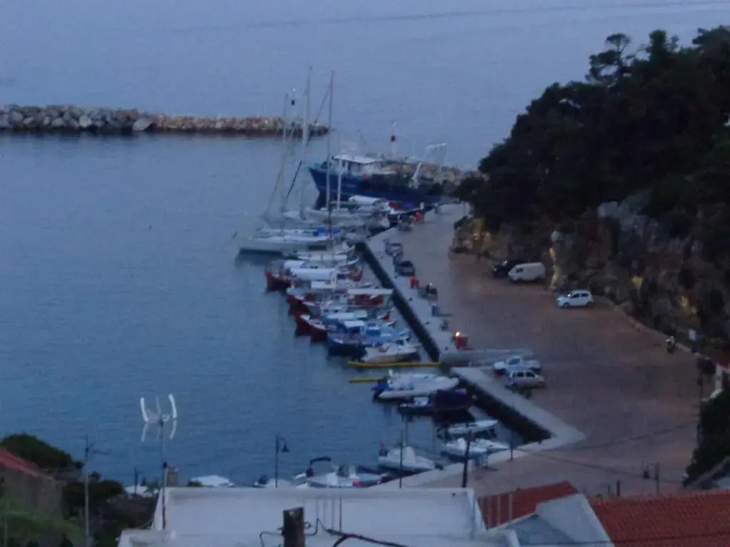 Standard Double room with sea view (full double bed)