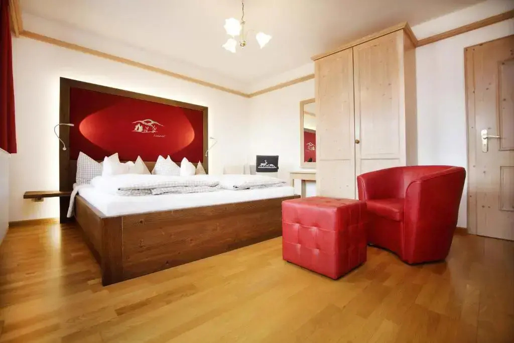 Standard Double room with balcony (full double bed)