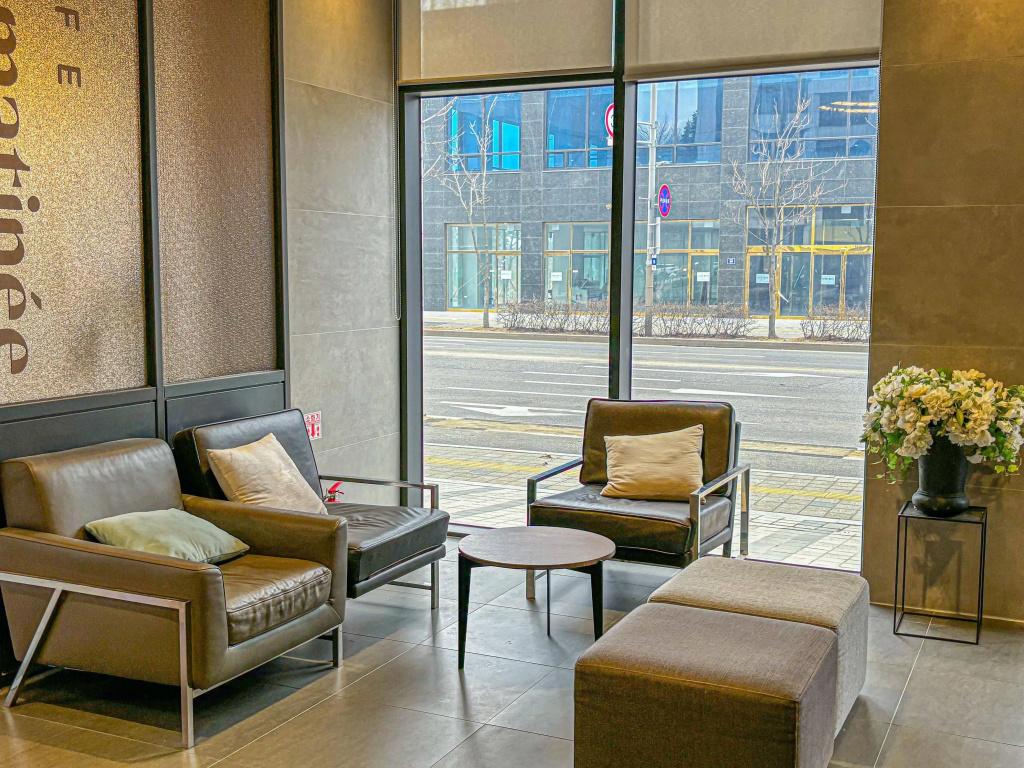Royal Emporium Incheon Airport Hotel - фото 41