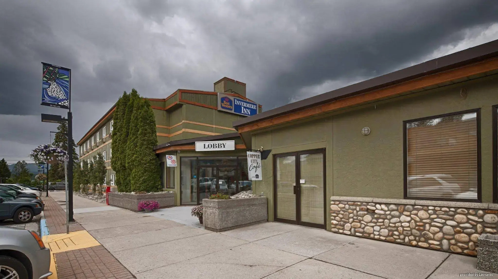 Invermere Inn
