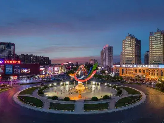 Huludao Ningzhe Hotel (Feitian Square)