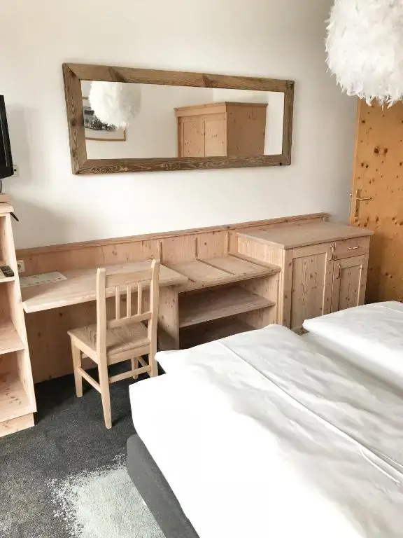 Standard Double room (full double bed)